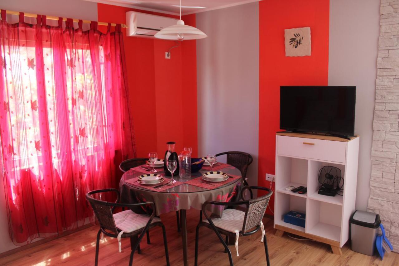 Apartman Sunce Murter Exterior foto